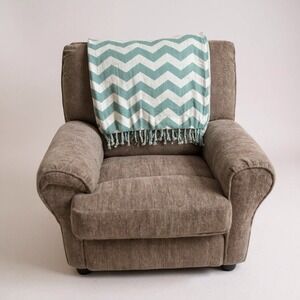 World Market Throw Blanket Green White Chevron‎ Cotton Fringe Accent 50x60